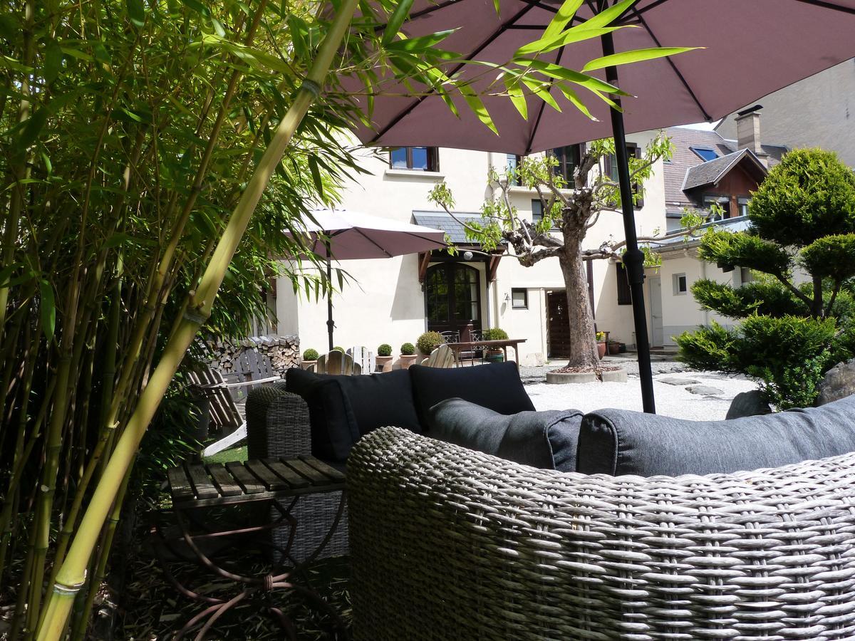 B & B Au Dela Du Temps Saint-Mamet Buitenkant foto